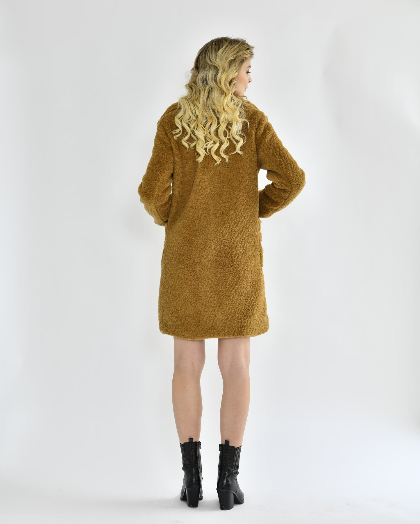 Mantel aus Boucle Wolle, cammello
